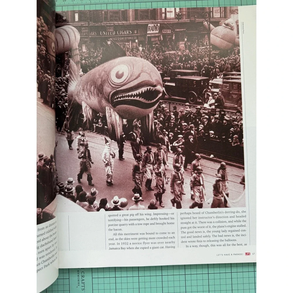 LIFE Magazine Americas Parade Macy Thanksgiving Day Parade Special Willard Scott